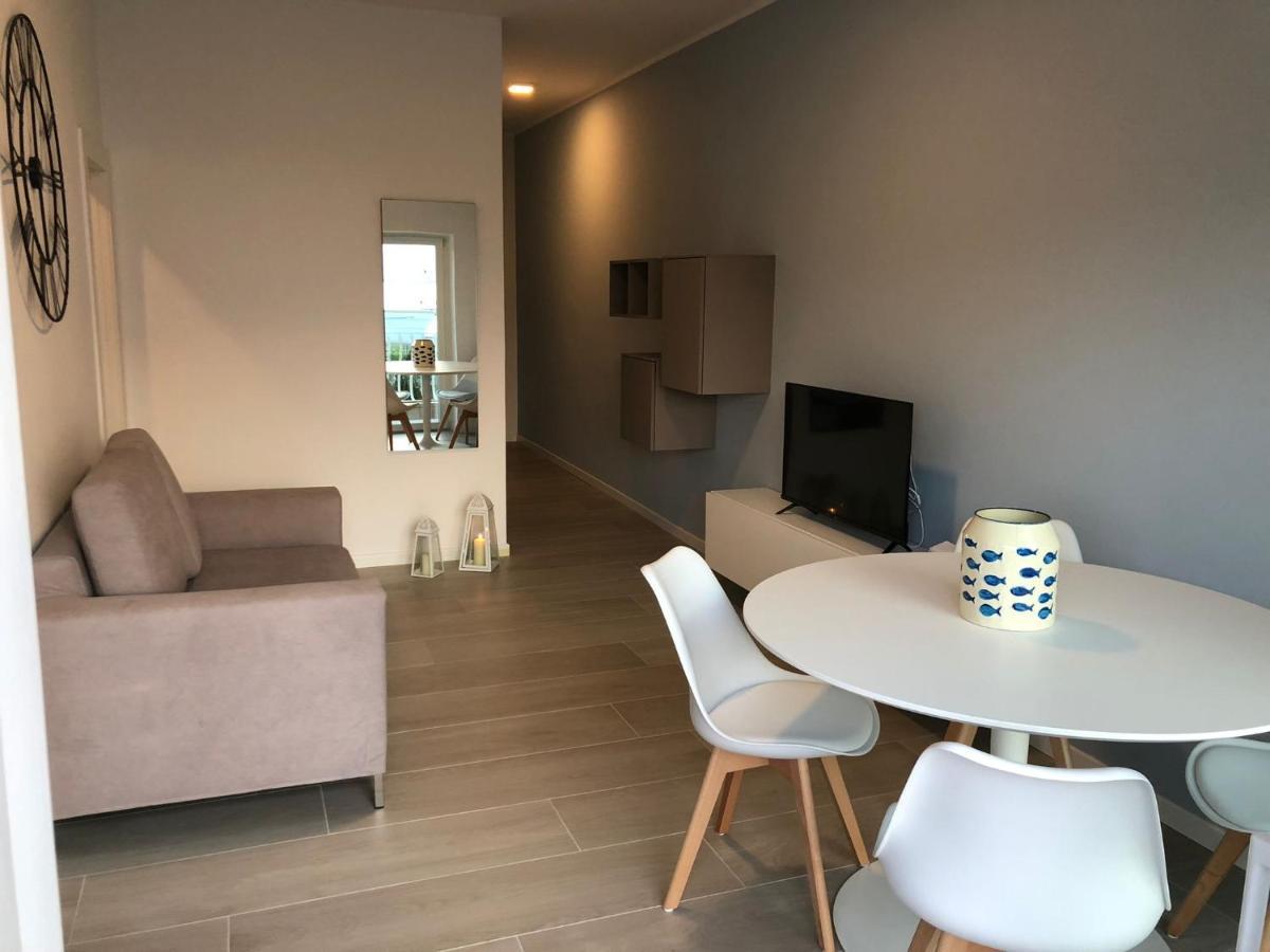 Marine House Apartment Линяно Сабиадоро Екстериор снимка