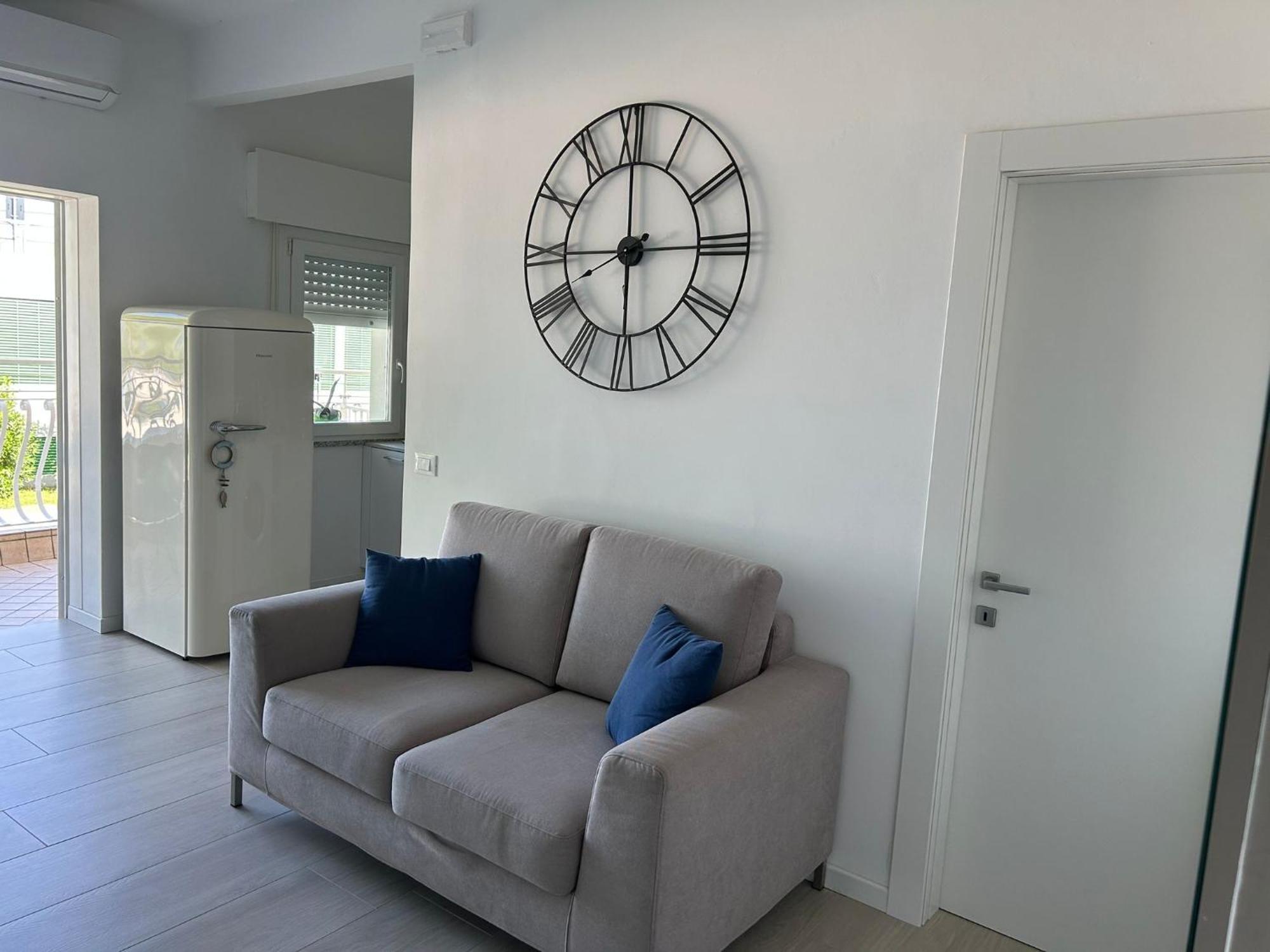 Marine House Apartment Линяно Сабиадоро Екстериор снимка